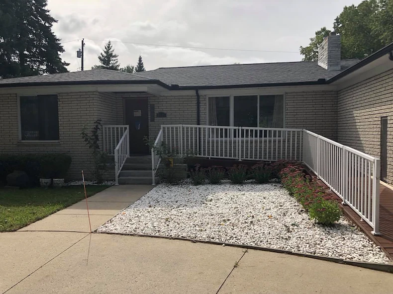 Image of Genesis Senior Living - 13 Mile Warren (1)