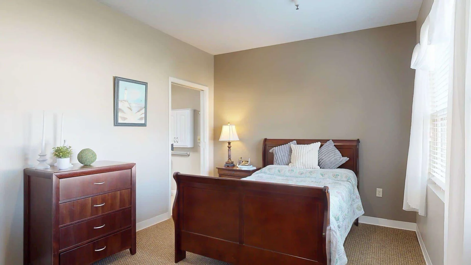 Image of RobinBrooke Senior Living (9)