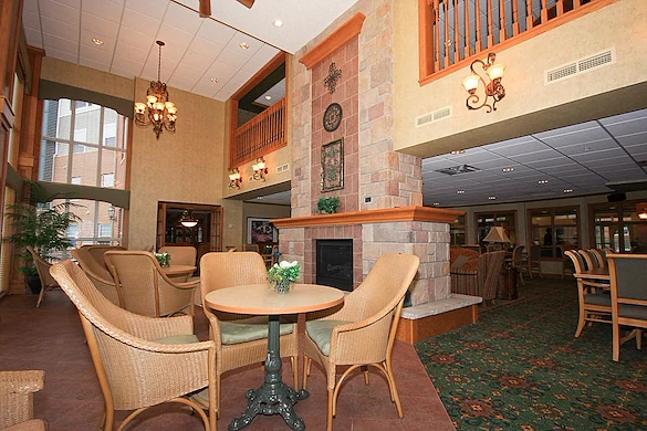 Image of SummerWood of Chanhassen (7)