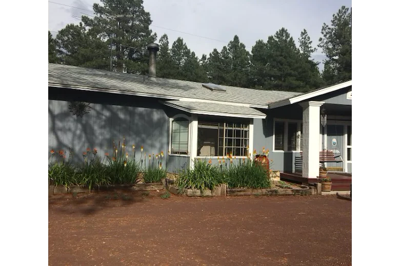 Image of A Country Retreat (2)