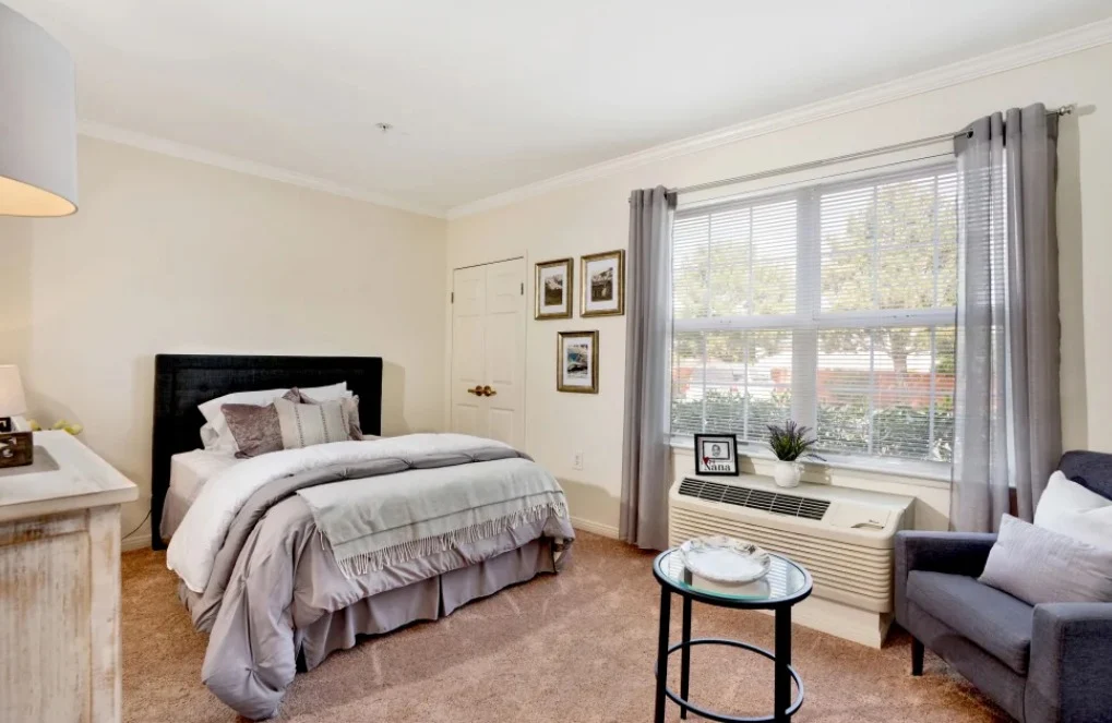 Image of Kirkwood Orange (3)