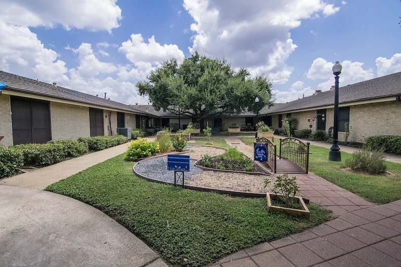 Image of Conroe Health Care Center (1)