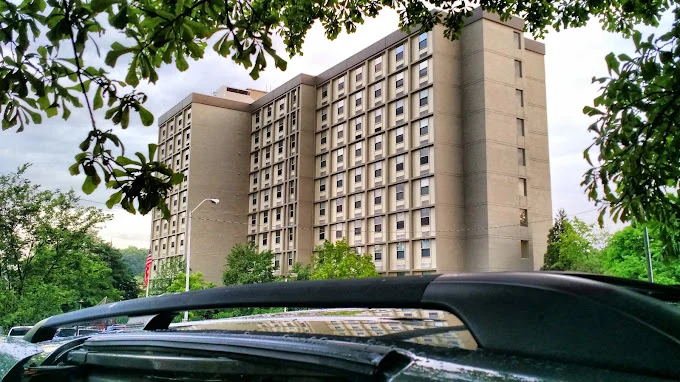 Image of Philips Tower (1)