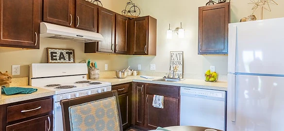 Image of StoryPoint Saline (9)