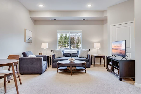 Image of Hayden Grove Bloomington (9)