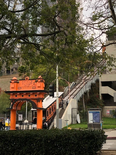 Image of Angelus Plaza (2)