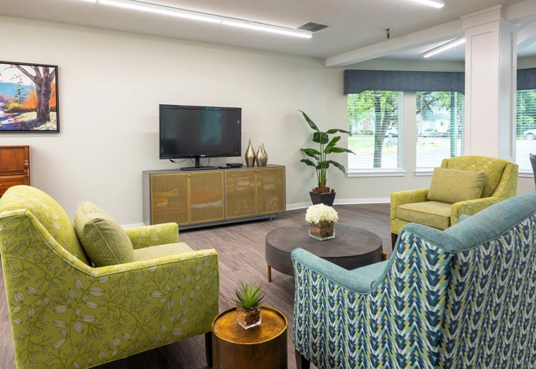 Image of Santiam Gardens (7)