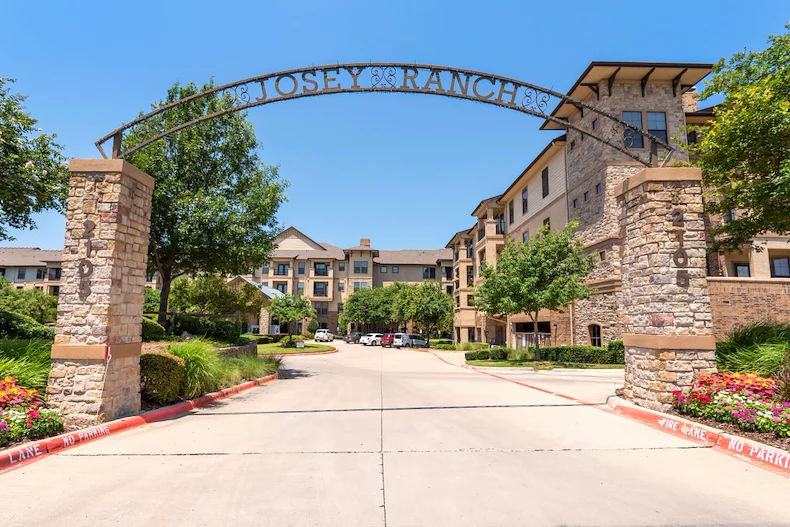 Image of Lakeview at Josey Ranch (1)