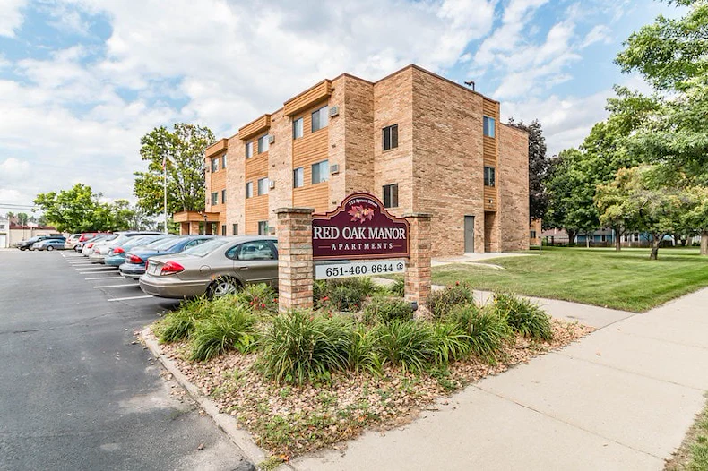 Image of Red Oak Manor (1)