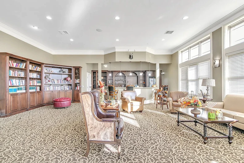 Image of The Phoenix at Lake Lanier (8)