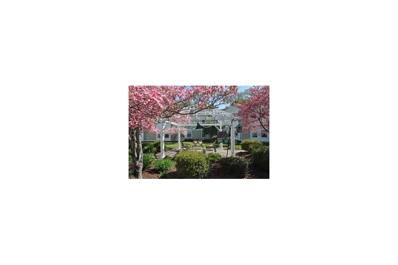 Image of The Arbors at Amherst (2)