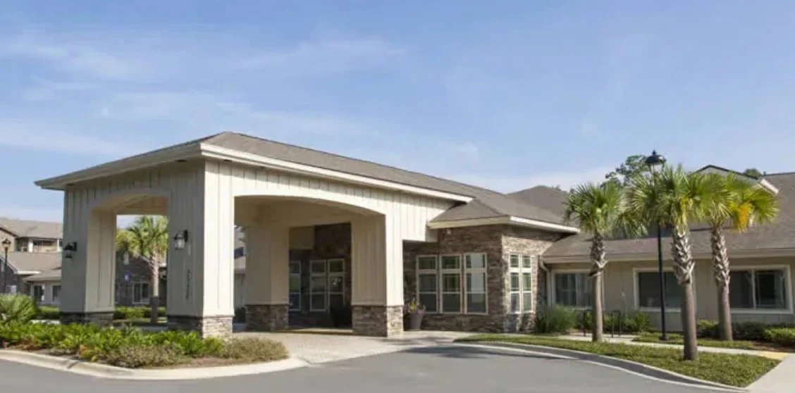 Azalea Gardens Senior Living community offering assisted living and memory care in Tallahassee, FL, front exterior and entrance