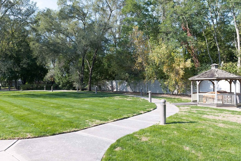 Image of Arden Courts of Livonia (3)