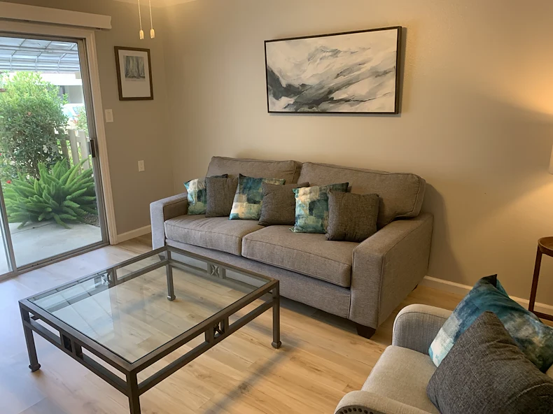 Image of Lincoln Glen Manor (3)