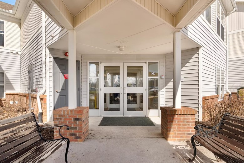 Image of Ridgewood Place Senior Apartments (2)