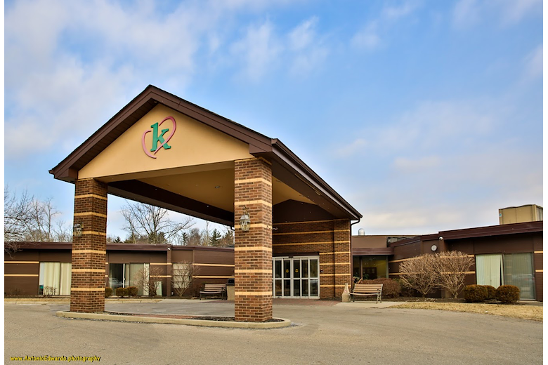 Image of Kenwood Terrace Healthcare Center (1)