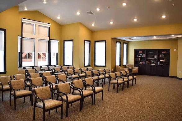 Image of Colonial Village Senior Living (2)