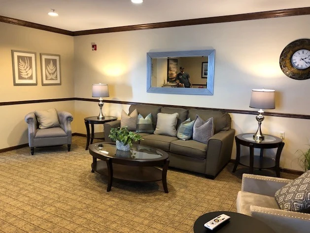 Image of Crestmount Square Senior Apartments (3)