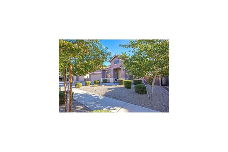 Image of A Paradise for Parents 135th Ln. (1)