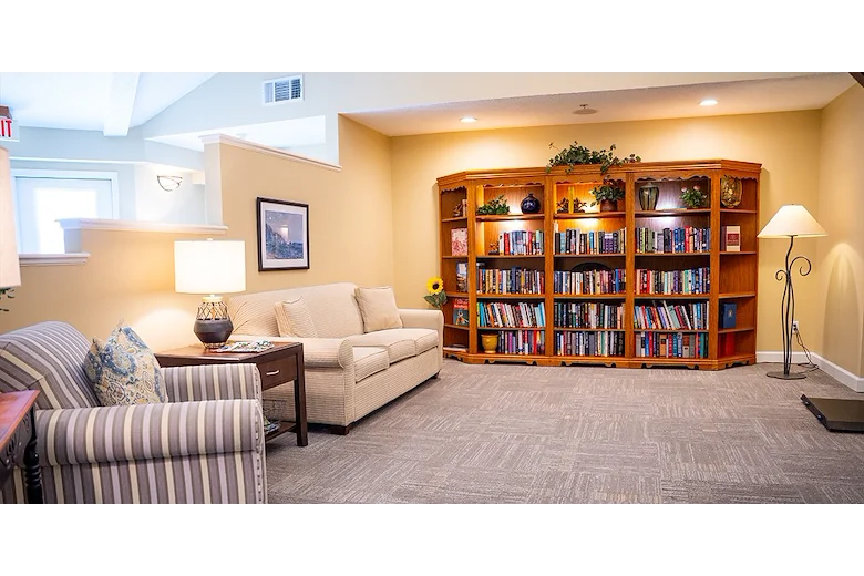 Image of Traverse Manor (3)