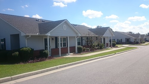 Image of Forest Glen Village Apartments (1)