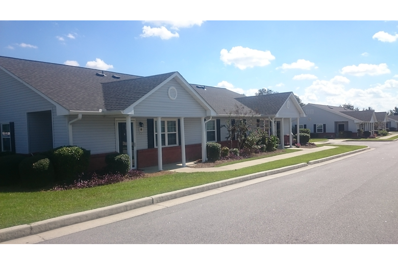 Image of Forest Glen Village Apartments (1)