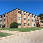 Image of Duncan Plaza (1)