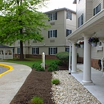 Image of Paramount Senior Living at Newark (4)