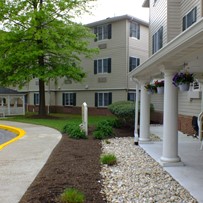 Image of Paramount Senior Living at Newark (4)