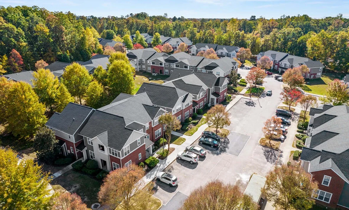 Image of Grand Oaks Apartment Homes (1)