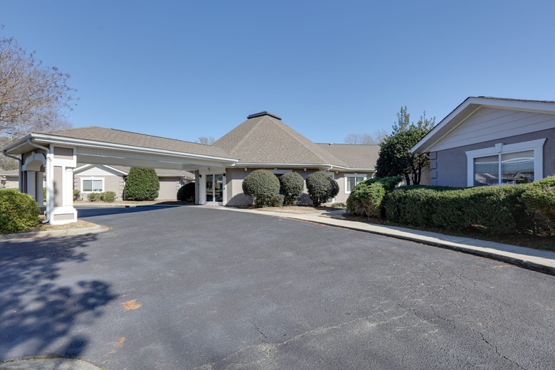 Image of Mint Hill Senior Living (1)