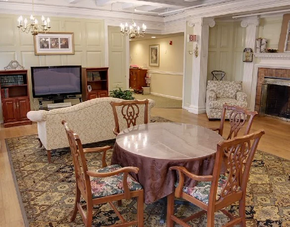 Image of Woodlawn Healthcare Center LLC (3)