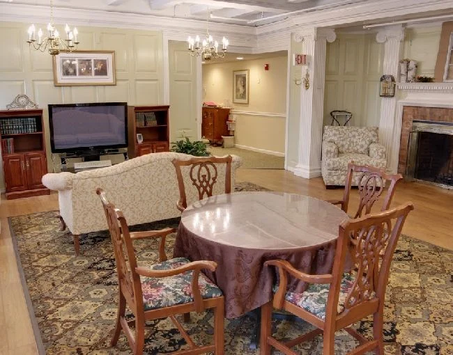 Image of Woodlawn Healthcare Center LLC (3)