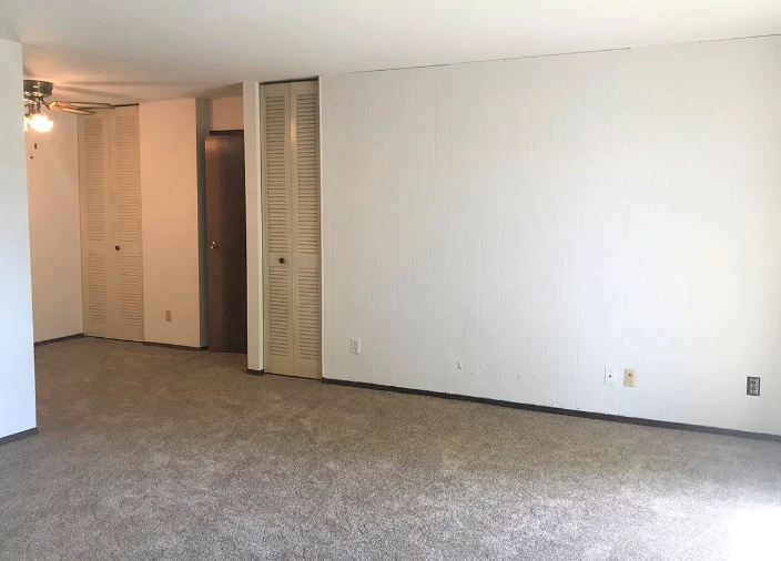 Image of Village Glenn Apartments (5)