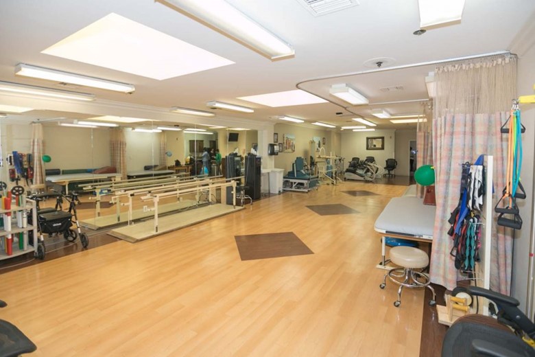 Image of Palm Terrace Healthcare & Rehabilitation Center (7)
