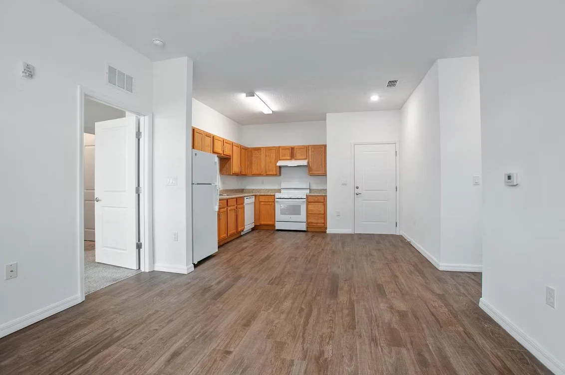 Image of Palos Verdes Senior (5)