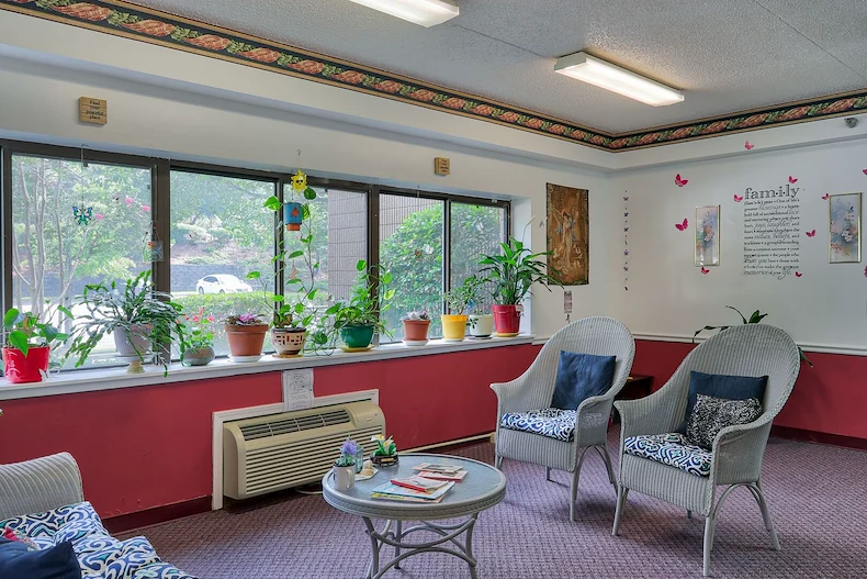 Image of Woods Edge Apartments (3)