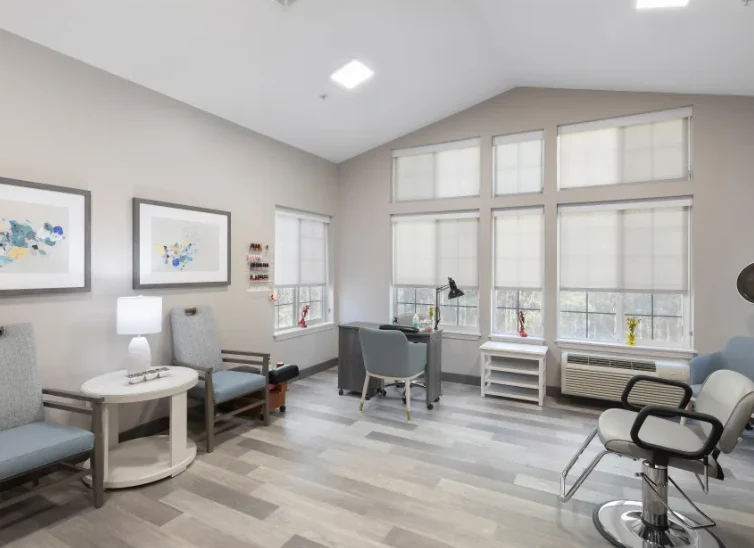 Independent living at Laurel Grove by Barclay House in Lawrenceville, GA, beauty salon