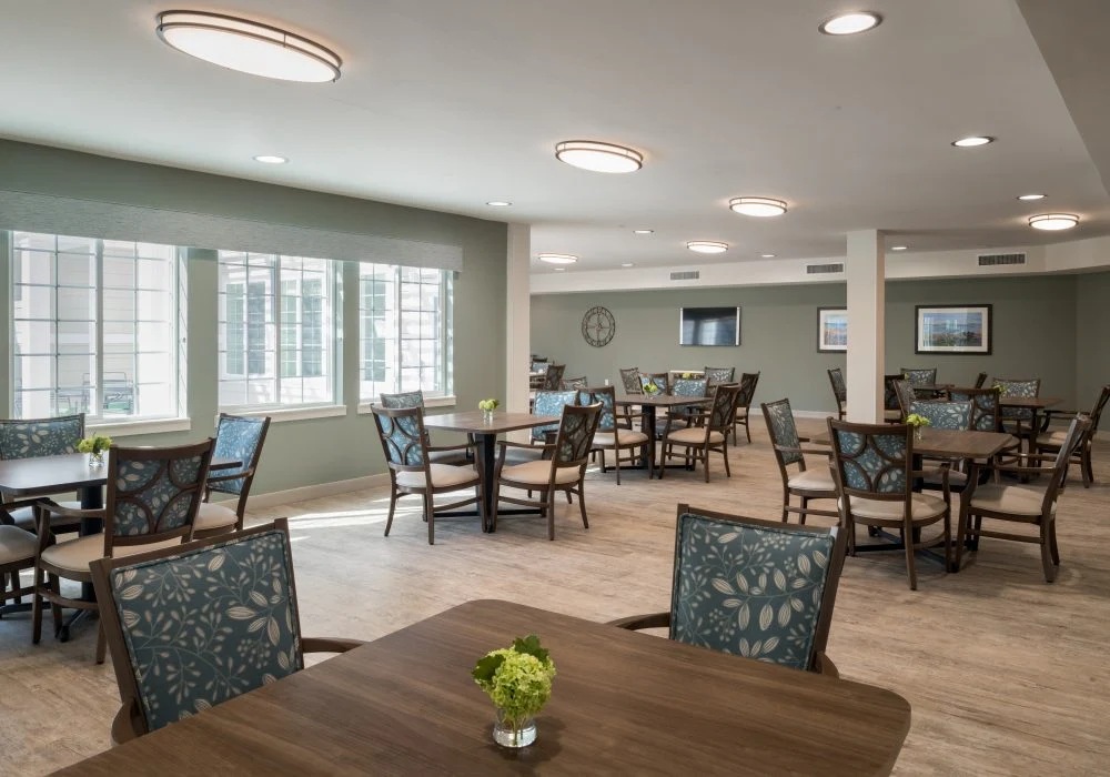 Charter Senior Living of Brookfield dining room