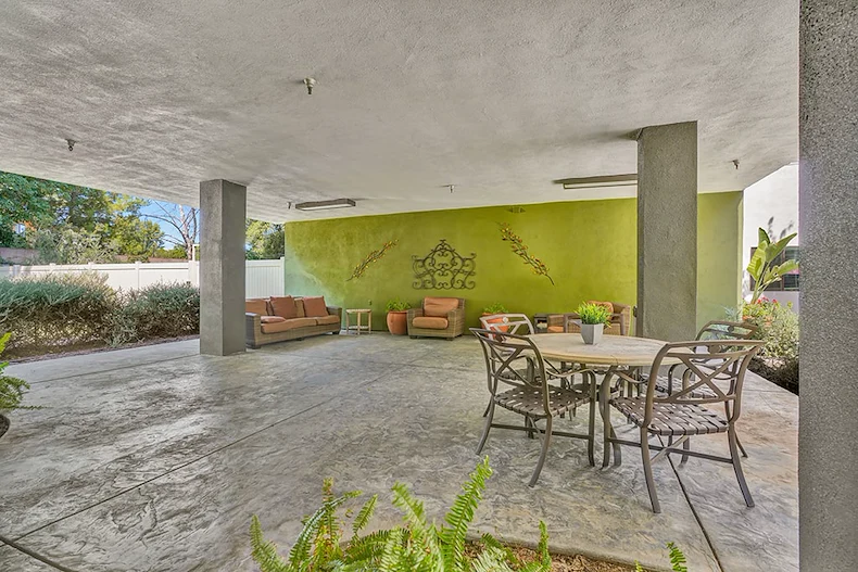 Image of Fallbrook Glen of West Hills (3)