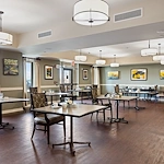 Alto Grayslake, senior living community offering assisted living, memory care, and respite care in Grayslake, IL, dining room