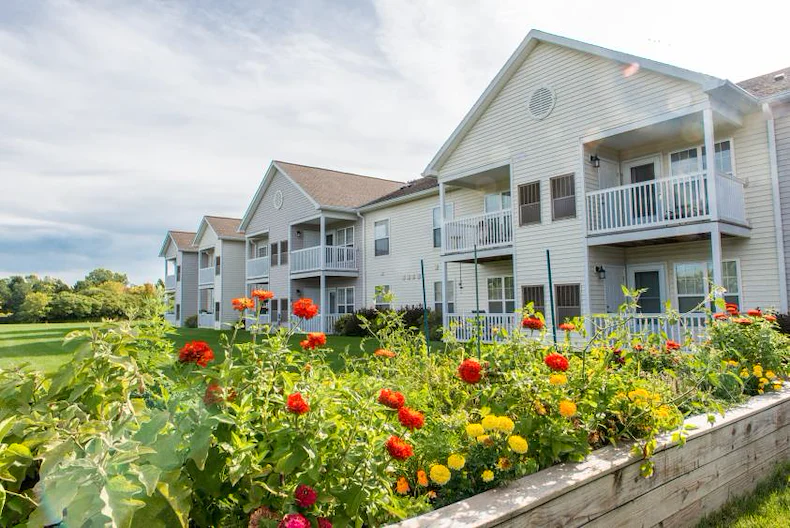 Image of Hilton Park Affordable Senior Living (1)