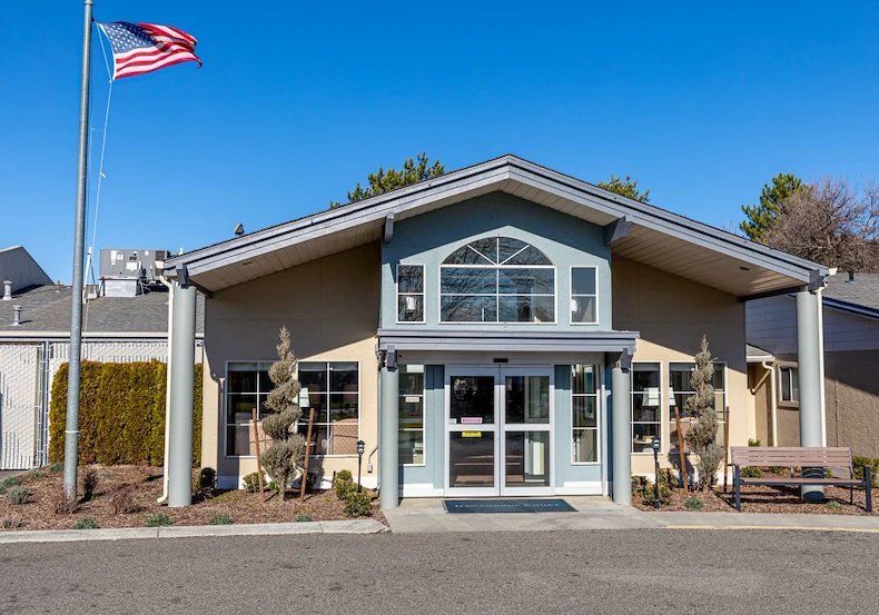 Image of Hawthorne Court (1)