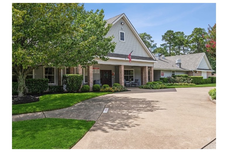 Image of Strake Court (1)