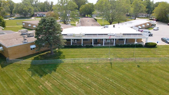 Image of Oakland Manor (1)