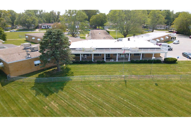 Image of Oakland Manor (1)