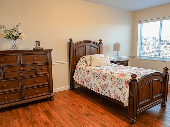 Image of Heisinger Bluffs Senior Living (8)