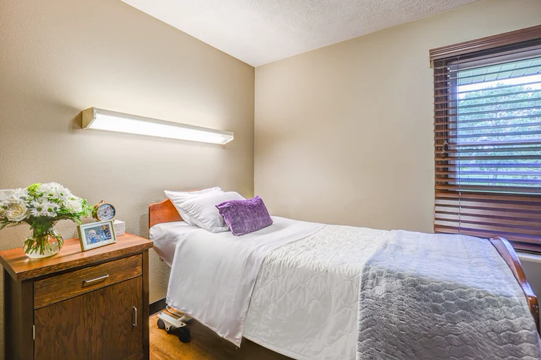 Image of Avantara Norton (4)