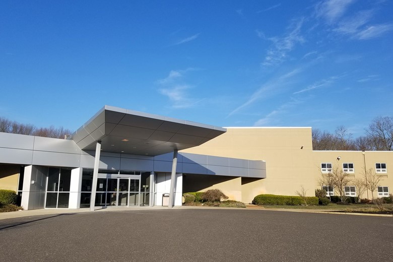Image of Laurel Brook Rehab & Healthcare Center (1)