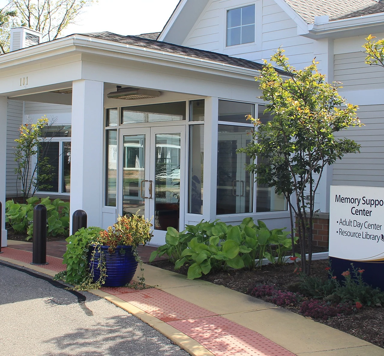 Image of The Memory Support Center at Brecon Village (2)